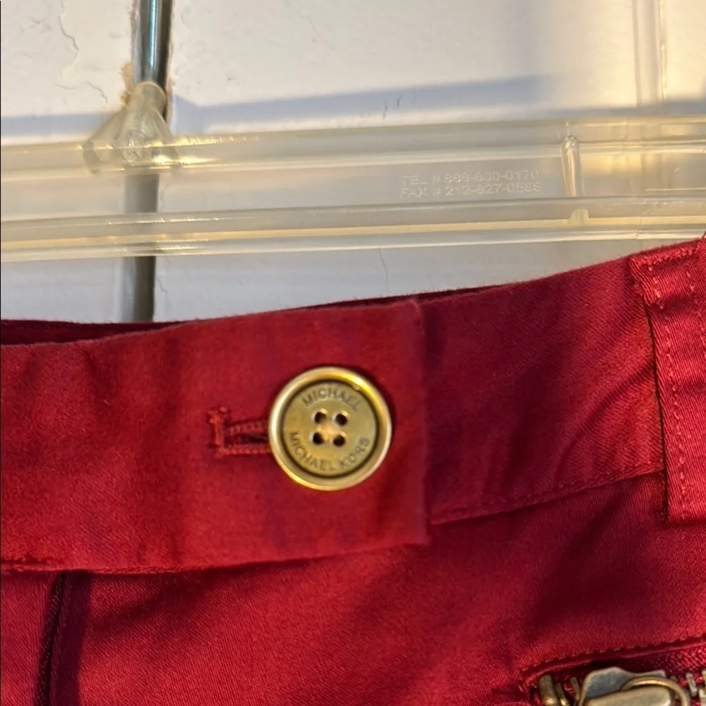 EUC Michael Kors Red Cropped Pants with Branded Zipper Details Size 8 NICE!
